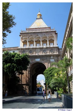 Porta Nuova - Palazzo Reale - Palermo