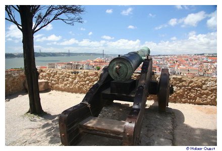 Blick vom Castelo de Sao Jorge auf Lissabon  